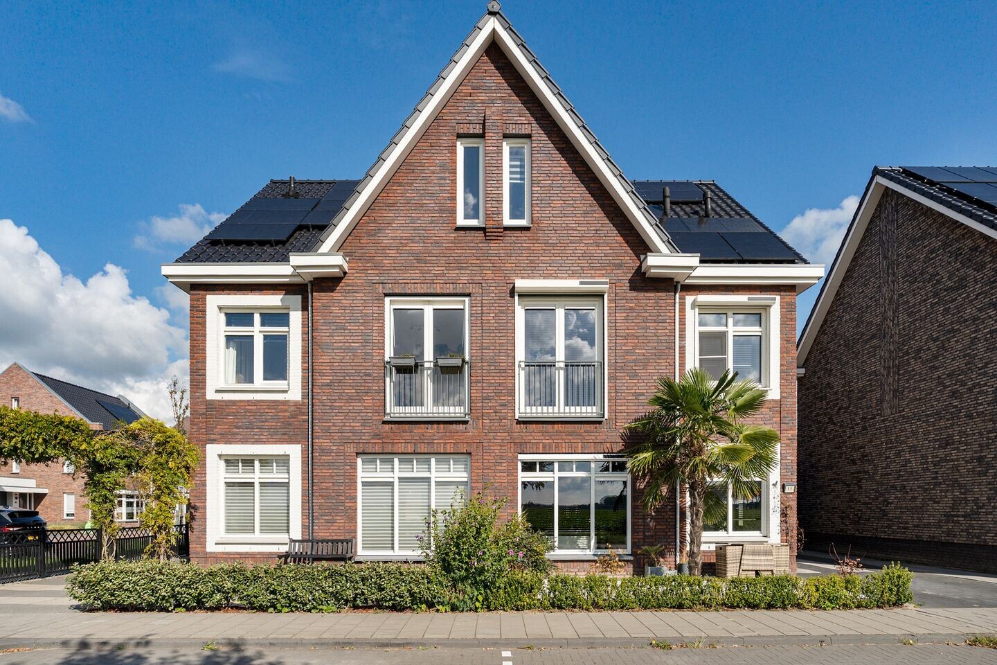 Twee-onder-één-kap te koop: Wilgenroos 9, Hazerswoude-Dorp