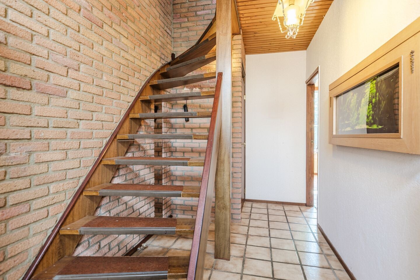 Tussenwoning te koop: Pieter Brueghelstraat 14, Hazerswoude-Dorp