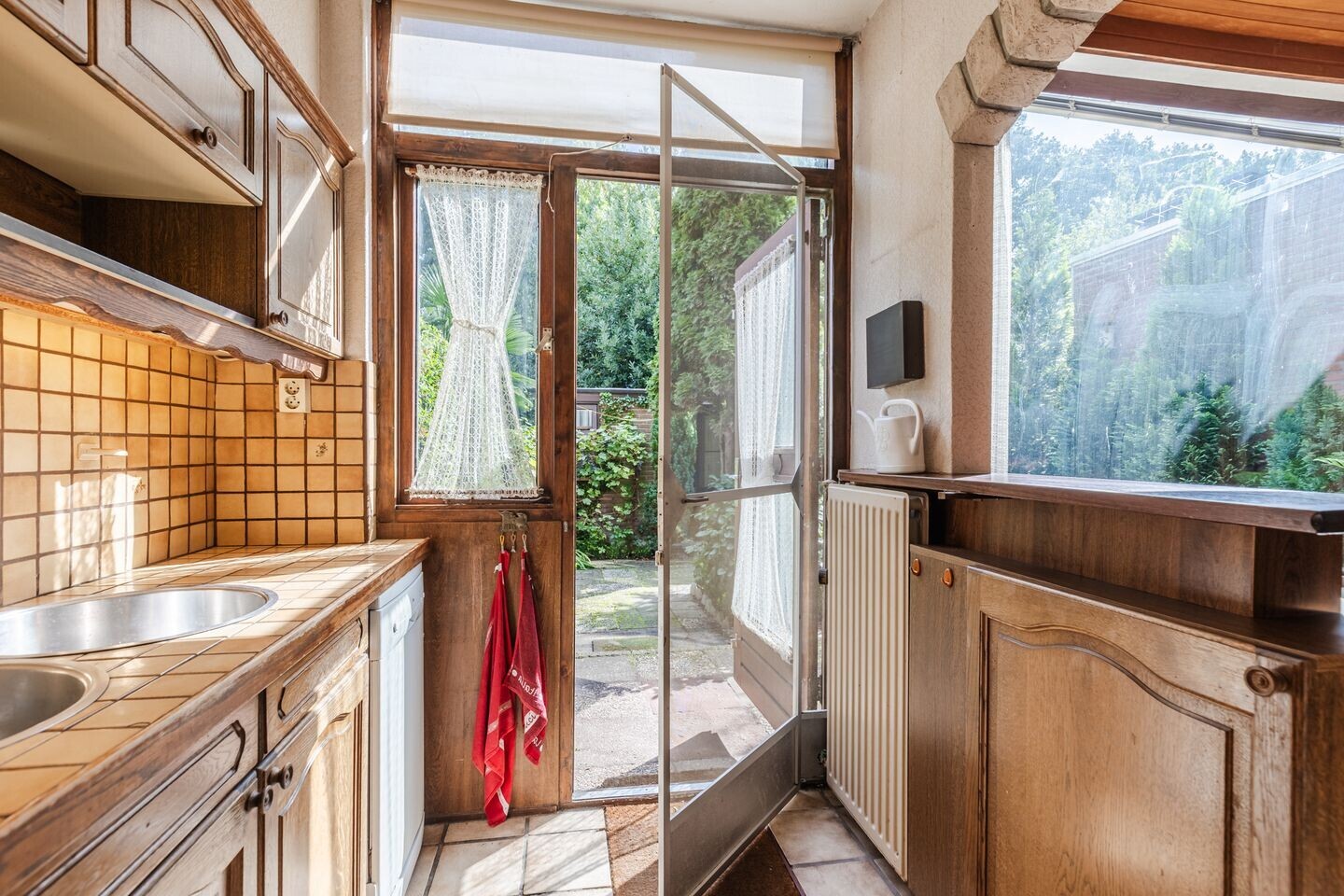 Tussenwoning te koop: Pieter Brueghelstraat 14, Hazerswoude-Dorp