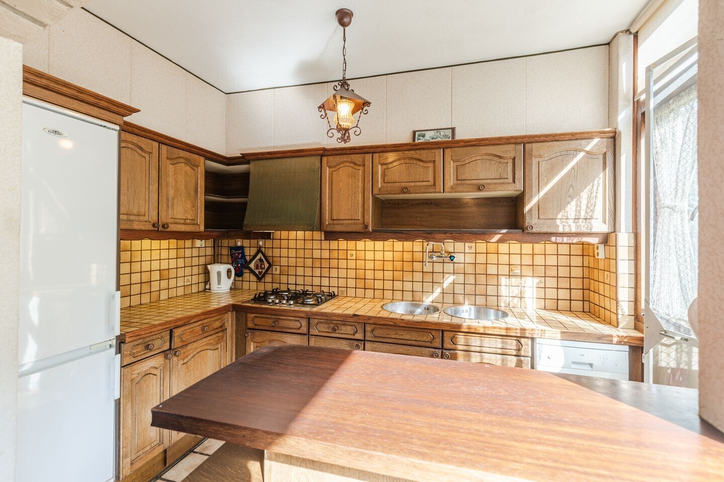 Tussenwoning te koop: Pieter Brueghelstraat 14, Hazerswoude-Dorp