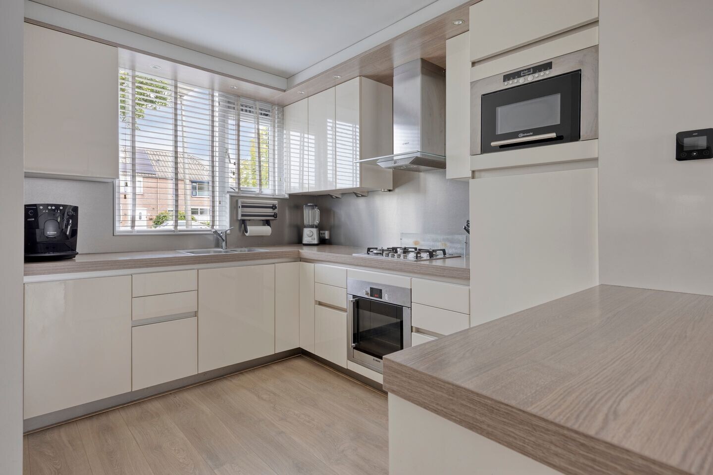 Hoekwoning te koop: Steenbokstraat 9, Hazerswoude-Rijndijk