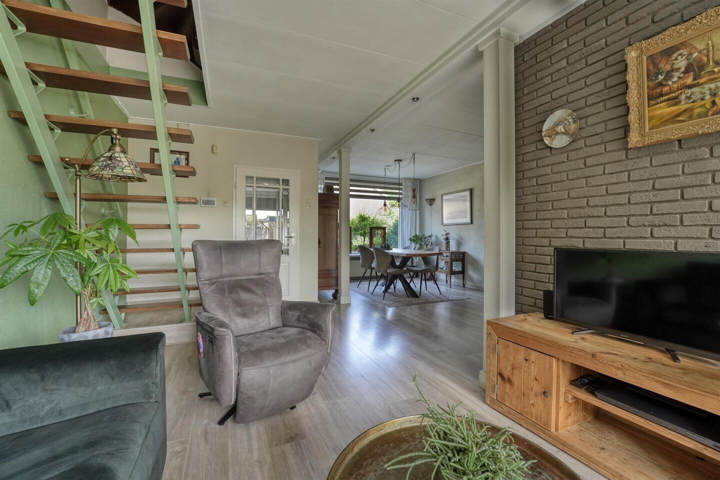 Tussenwoning te koop: Potgieterlaan 77, Hazerswoude-Rijndijk
