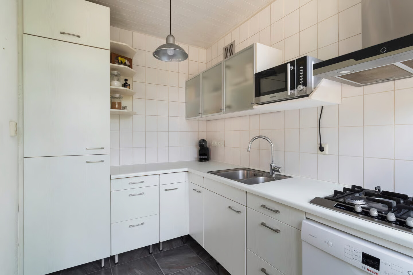 Tussenwoning te koop: Bosboom Toussaintstraat 7, Hazerswoude-Rijndijk