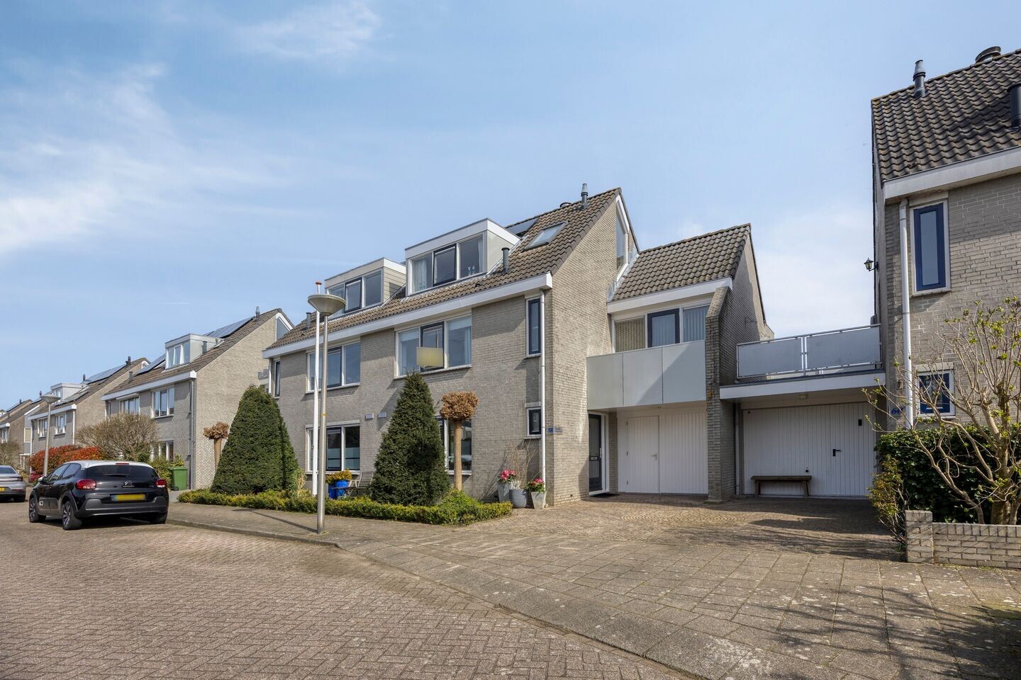 Tussenwoning te koop: De Til 58, Koudekerk Aan Den Rijn