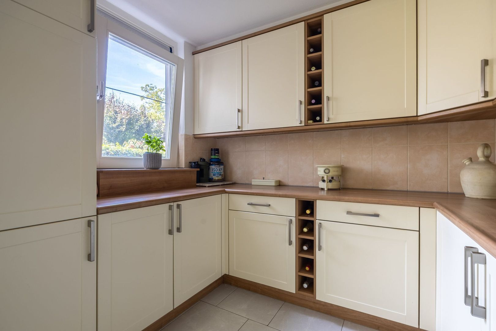 Hoekwoning te koop: Groenoord 11, Alphen Aan Den Rijn