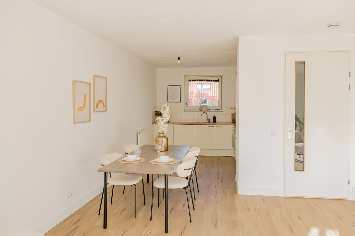 Tussenwoning te koop: Andromedastraat 47, Alphen Aan Den Rijn