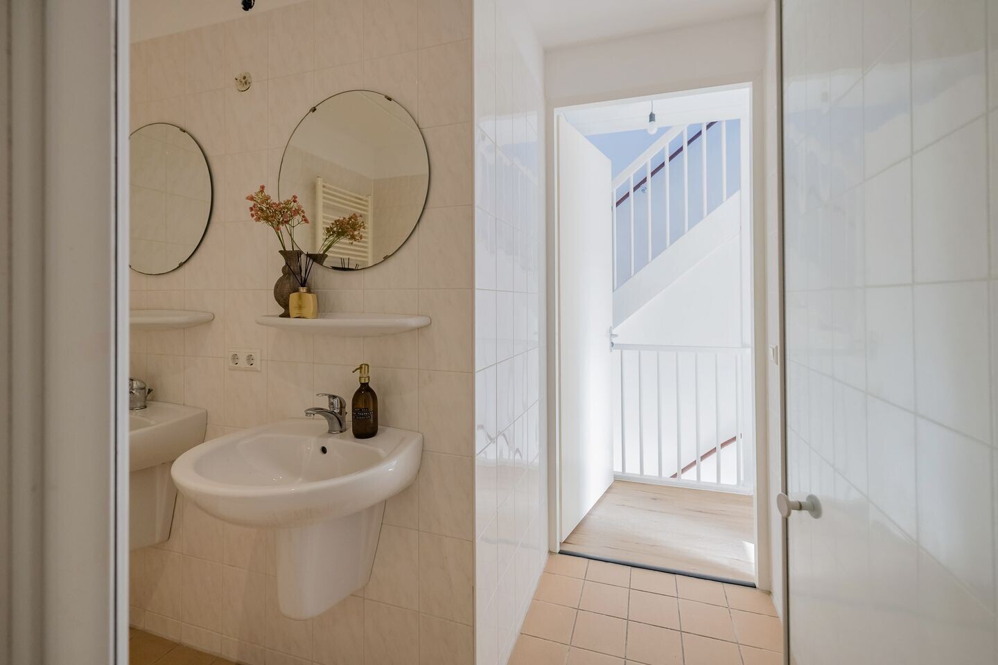 Tussenwoning te koop: Andromedastraat 47, Alphen Aan Den Rijn