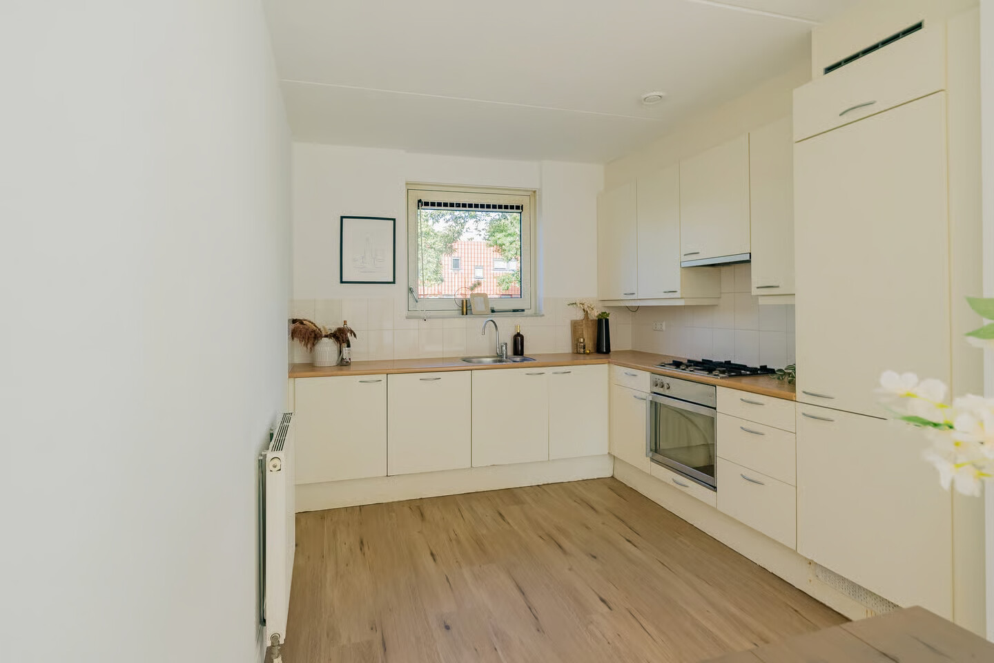 Tussenwoning te koop: Andromedastraat 47, Alphen Aan Den Rijn