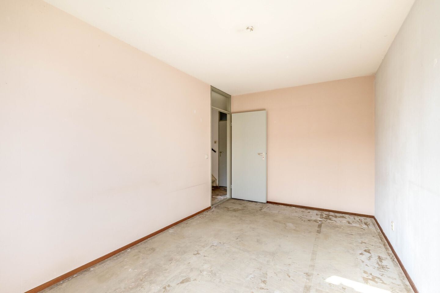 Tussenwoning te koop: Mandenvlechter 89, Alphen Aan Den Rijn