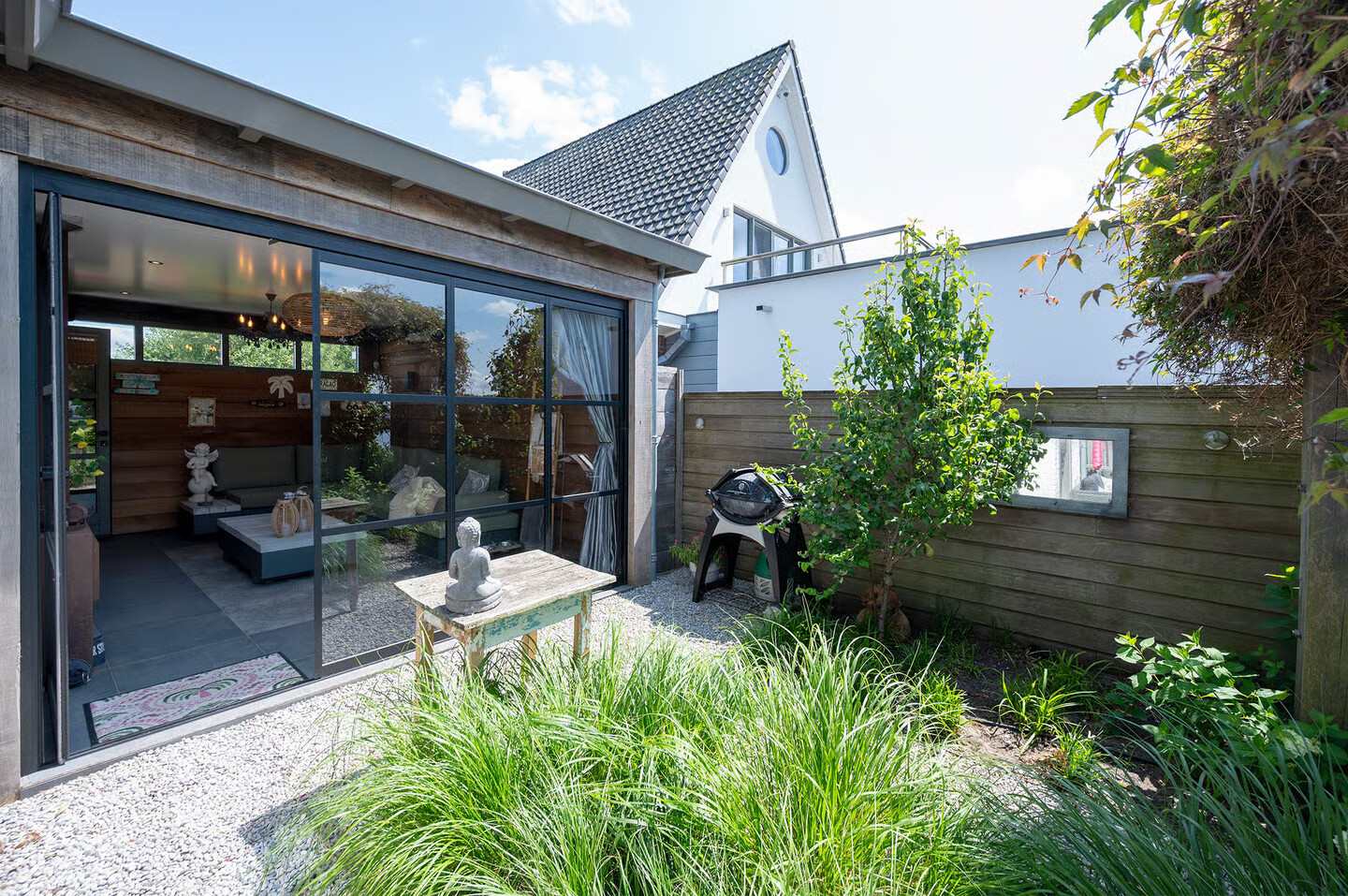 Vrijstaande woning te koop: Woubrugseweg 5, Alphen Aan Den Rijn