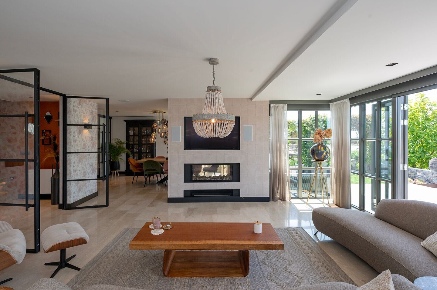 Vrijstaande woning te koop: Woubrugseweg 5, Alphen Aan Den Rijn