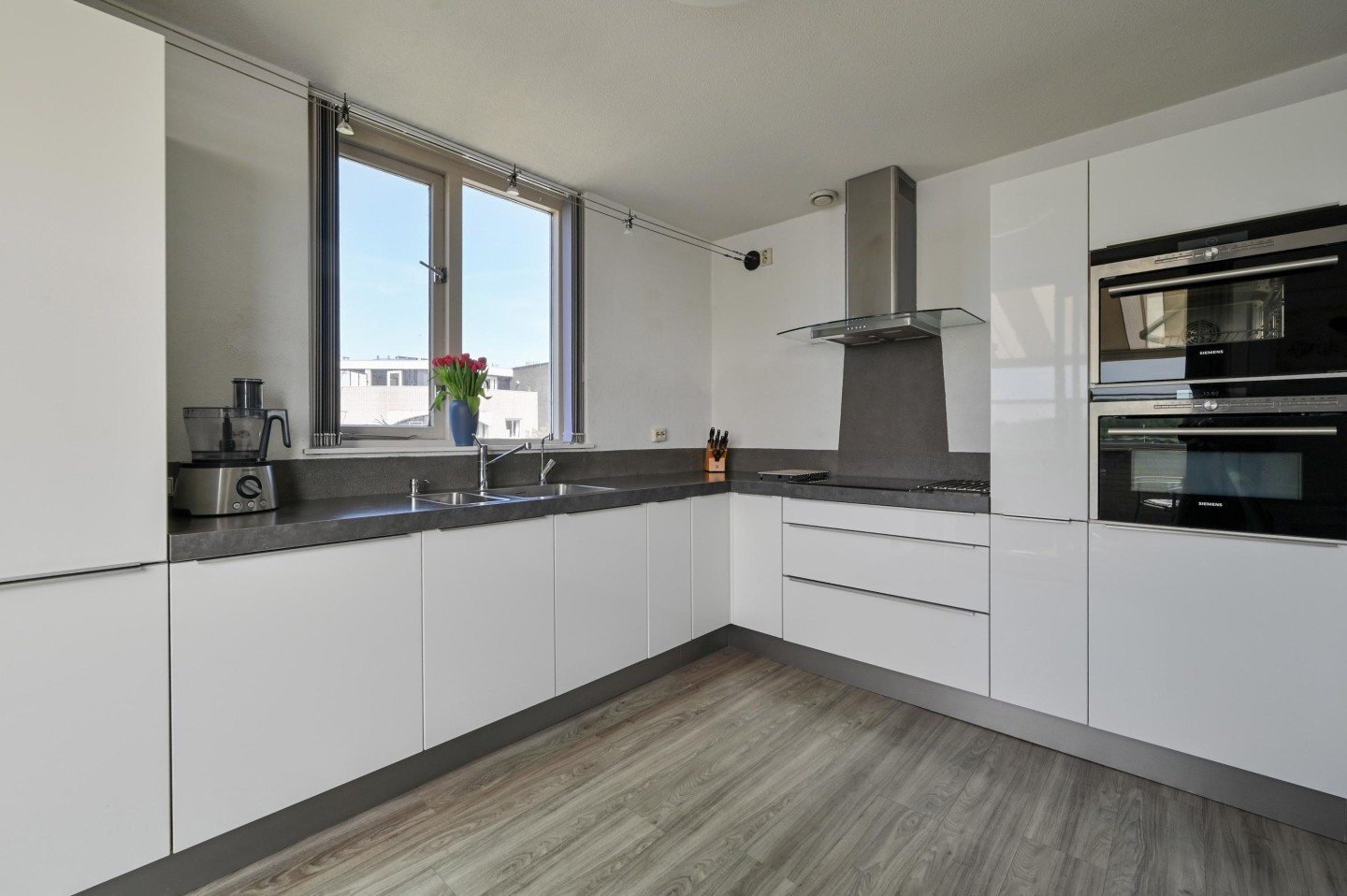 Hoekwoning te koop: Galjoen 1, Alphen Aan Den Rijn