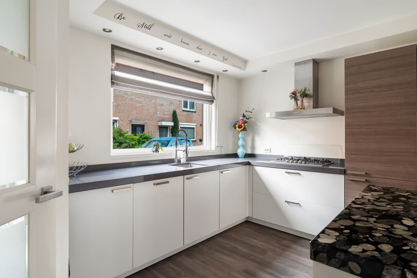 Hoekwoning te koop: Zadelmaker 30, Alphen Aan Den Rijn