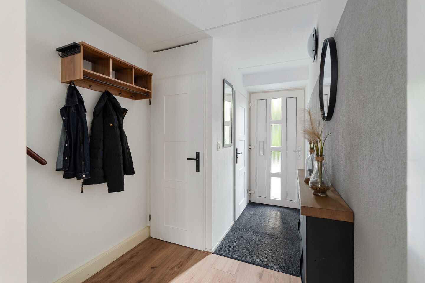 Tussenwoning te koop: Zadelmaker 148, Alphen Aan Den Rijn