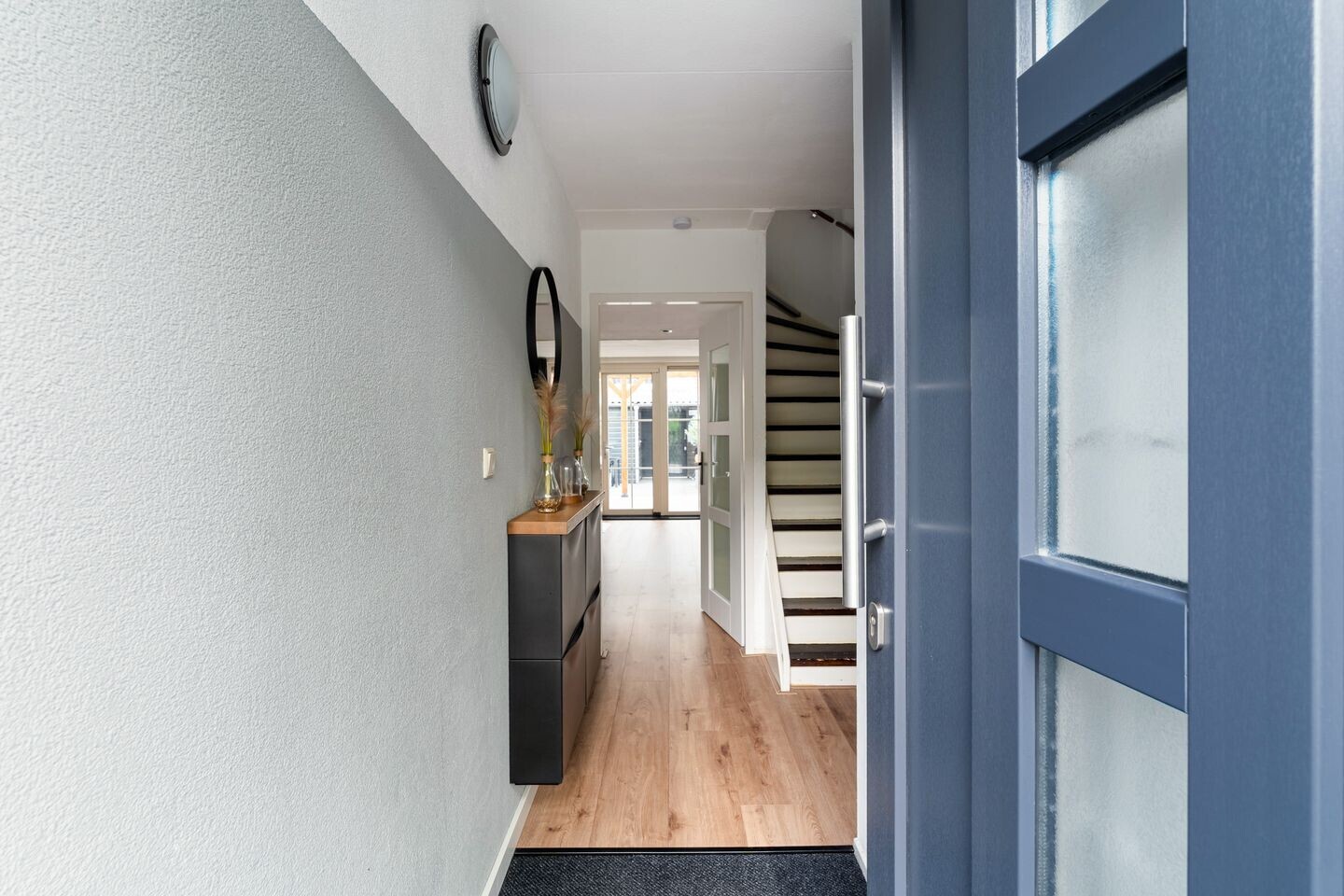 Tussenwoning te koop: Zadelmaker 148, Alphen Aan Den Rijn