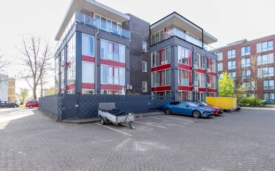 Halverwege 53