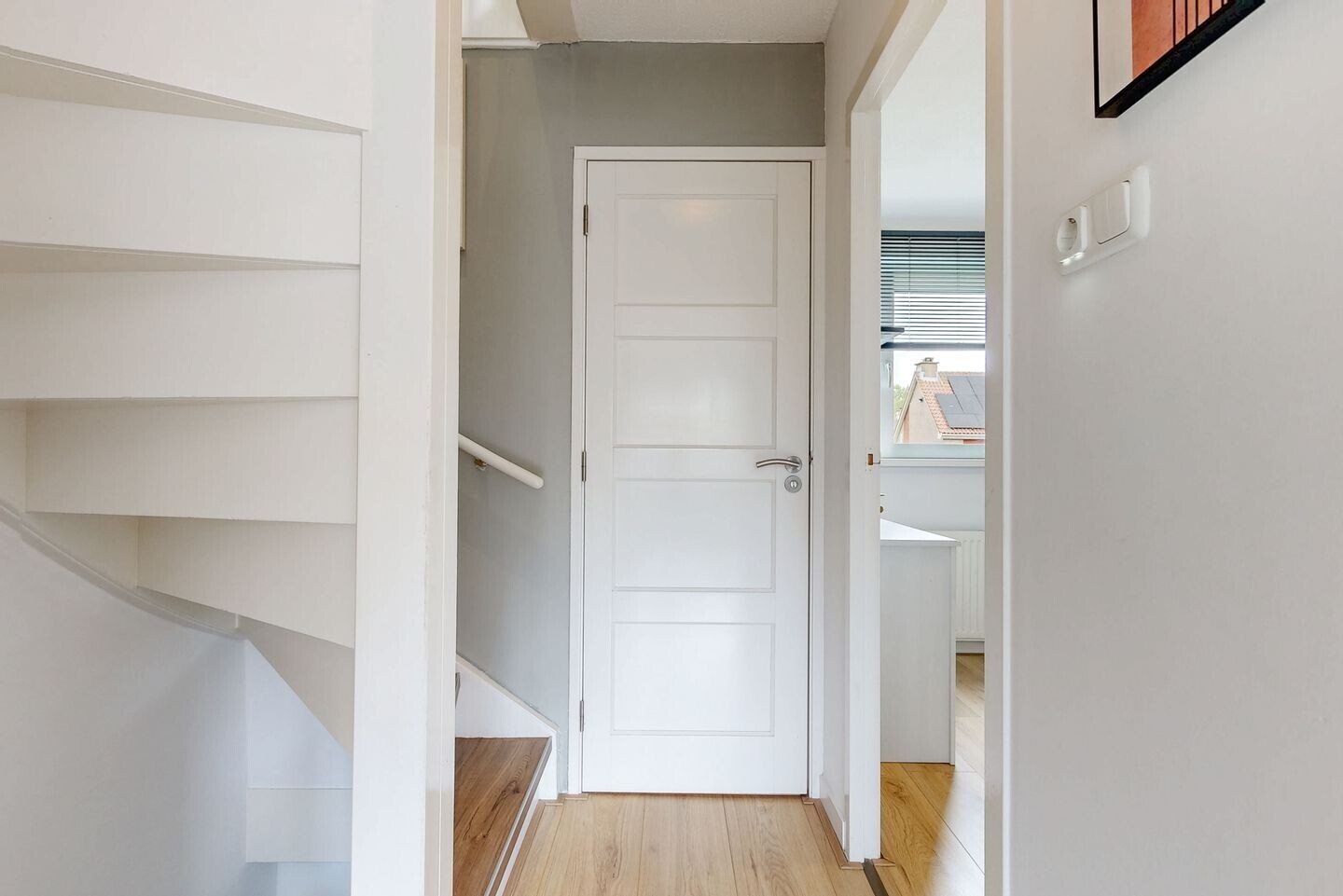 Tussenwoning te koop: Aalhorst 58, Alphen Aan Den Rijn