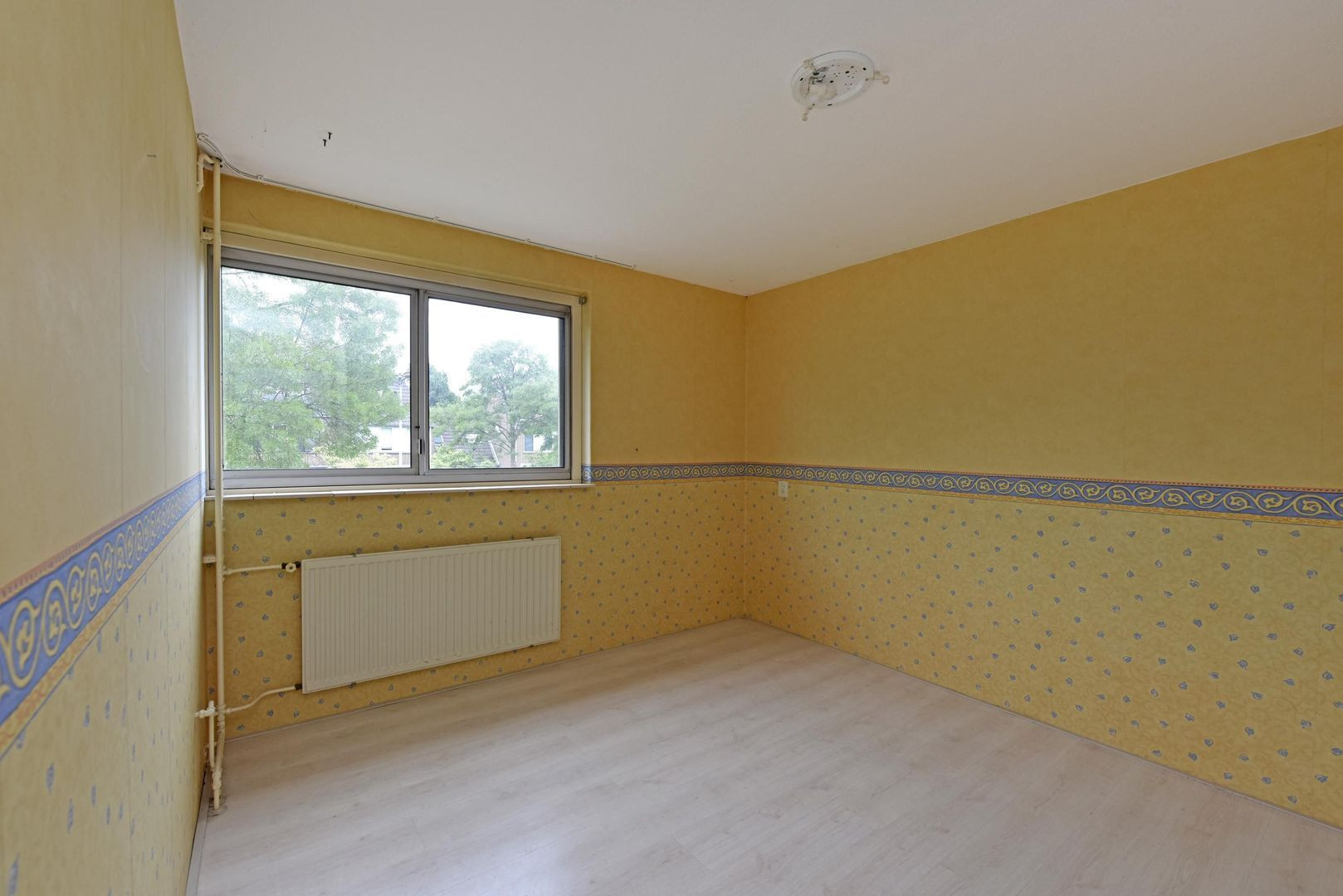 Tussenwoning te koop: Aalhorst 230, Alphen Aan Den Rijn
