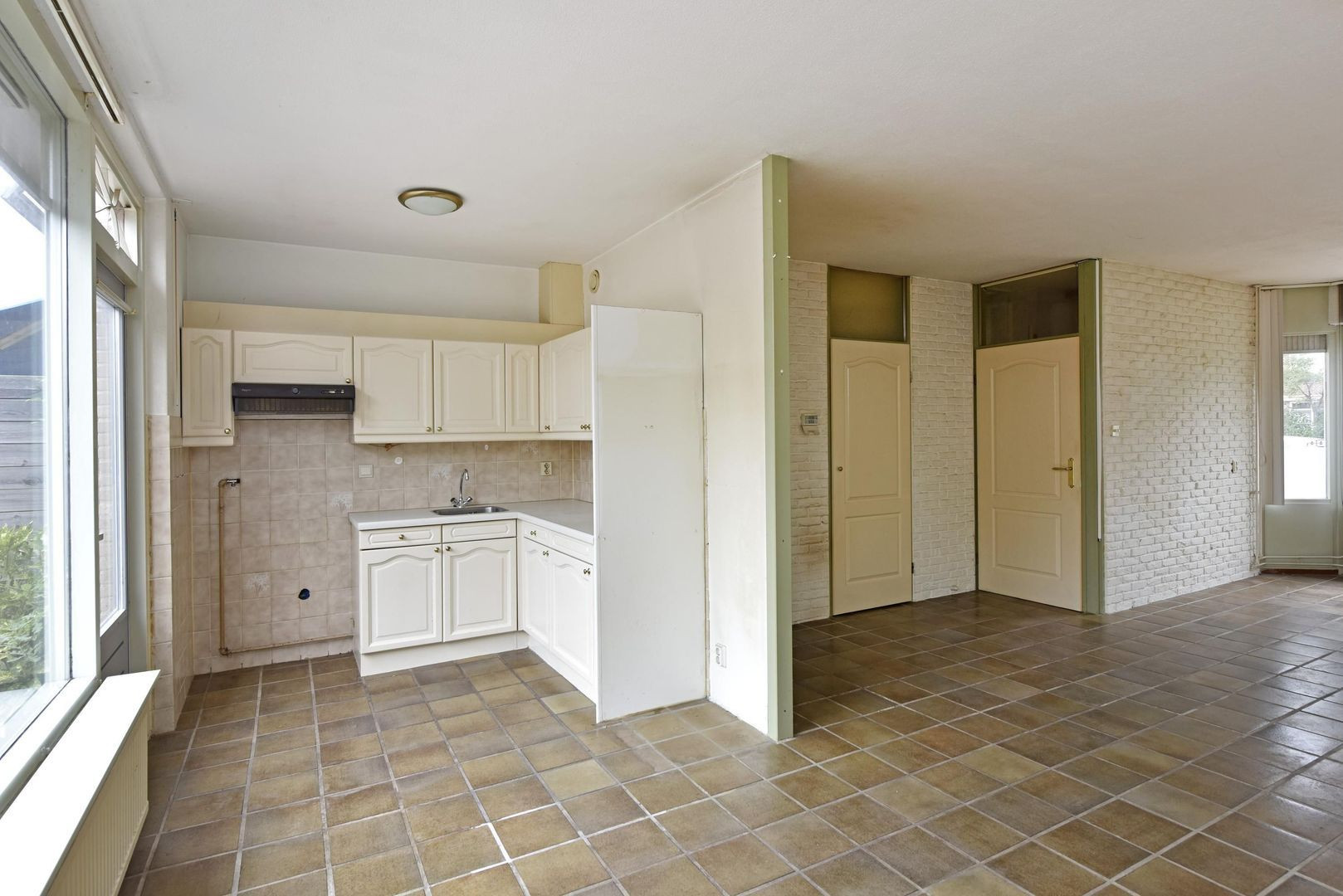 Tussenwoning te koop: Aalhorst 230, Alphen Aan Den Rijn