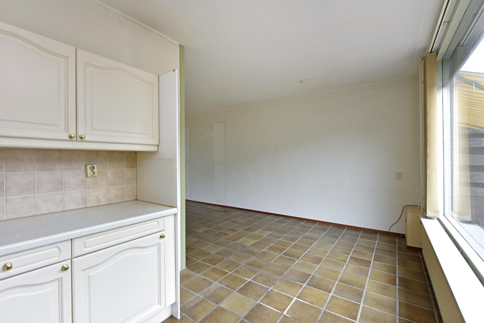 Tussenwoning te koop: Aalhorst 230, Alphen Aan Den Rijn