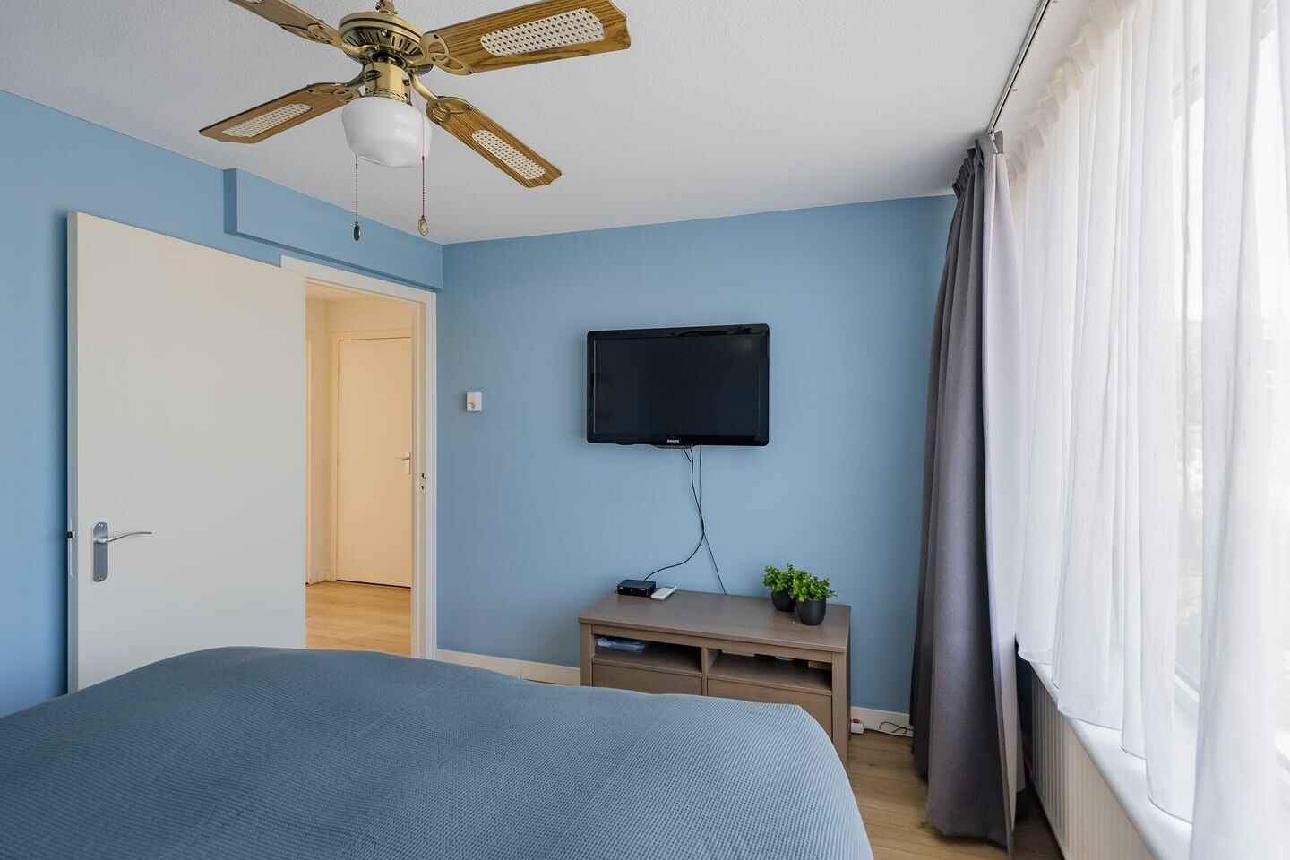 Tussenwoning te koop: Juweelstraat 66, Alphen Aan Den Rijn