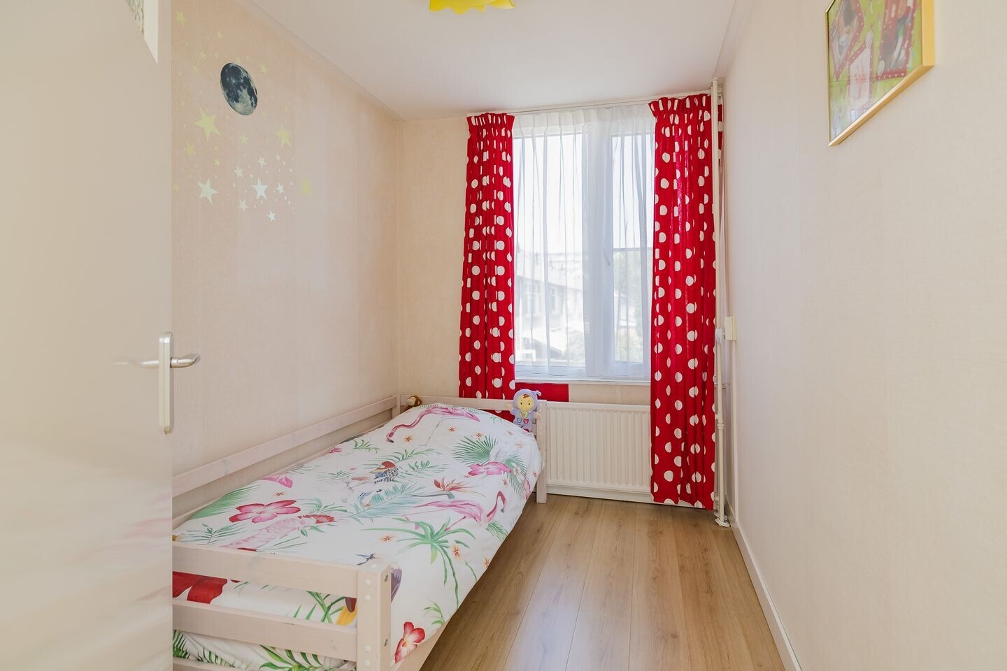 Tussenwoning te koop: Juweelstraat 66, Alphen Aan Den Rijn