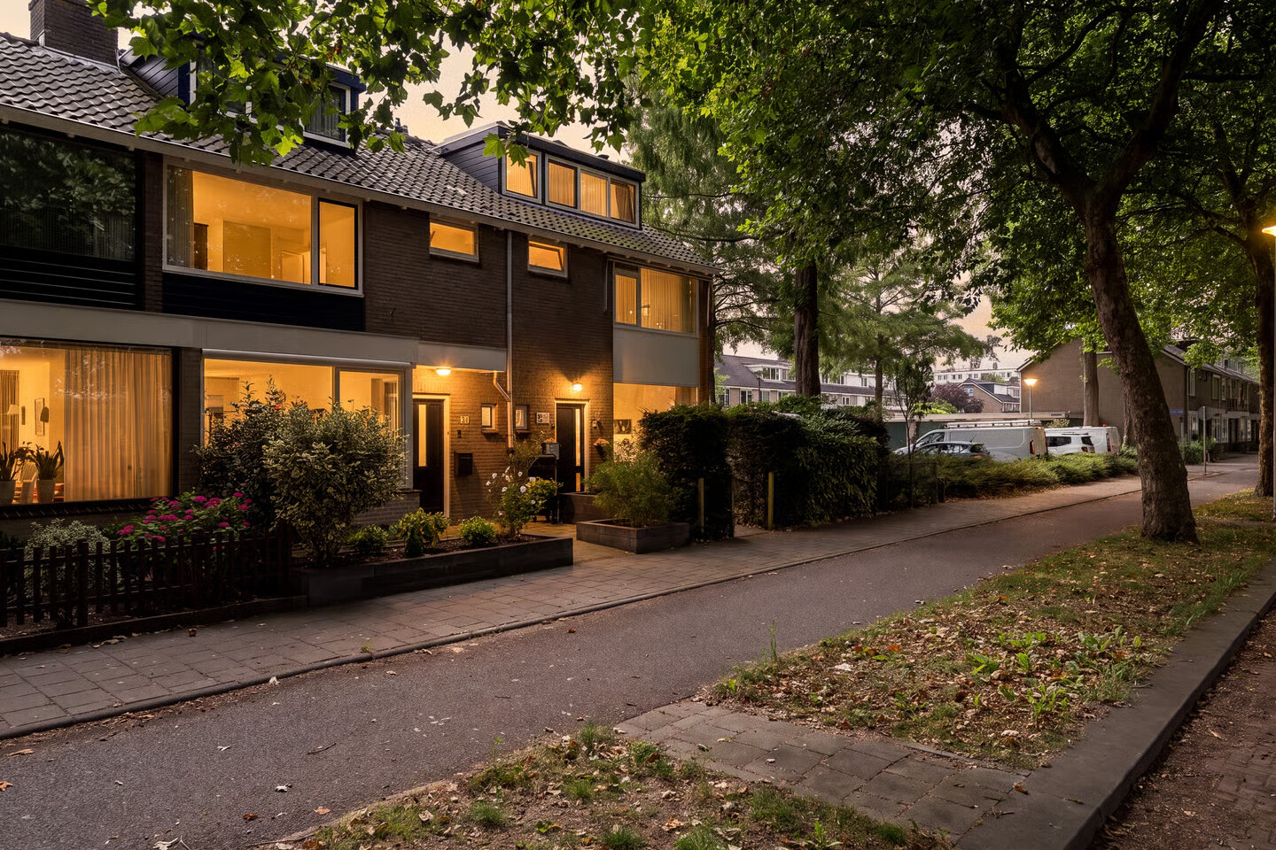 Tussenwoning te koop: Veldbloemweg 41, Alphen Aan Den Rijn