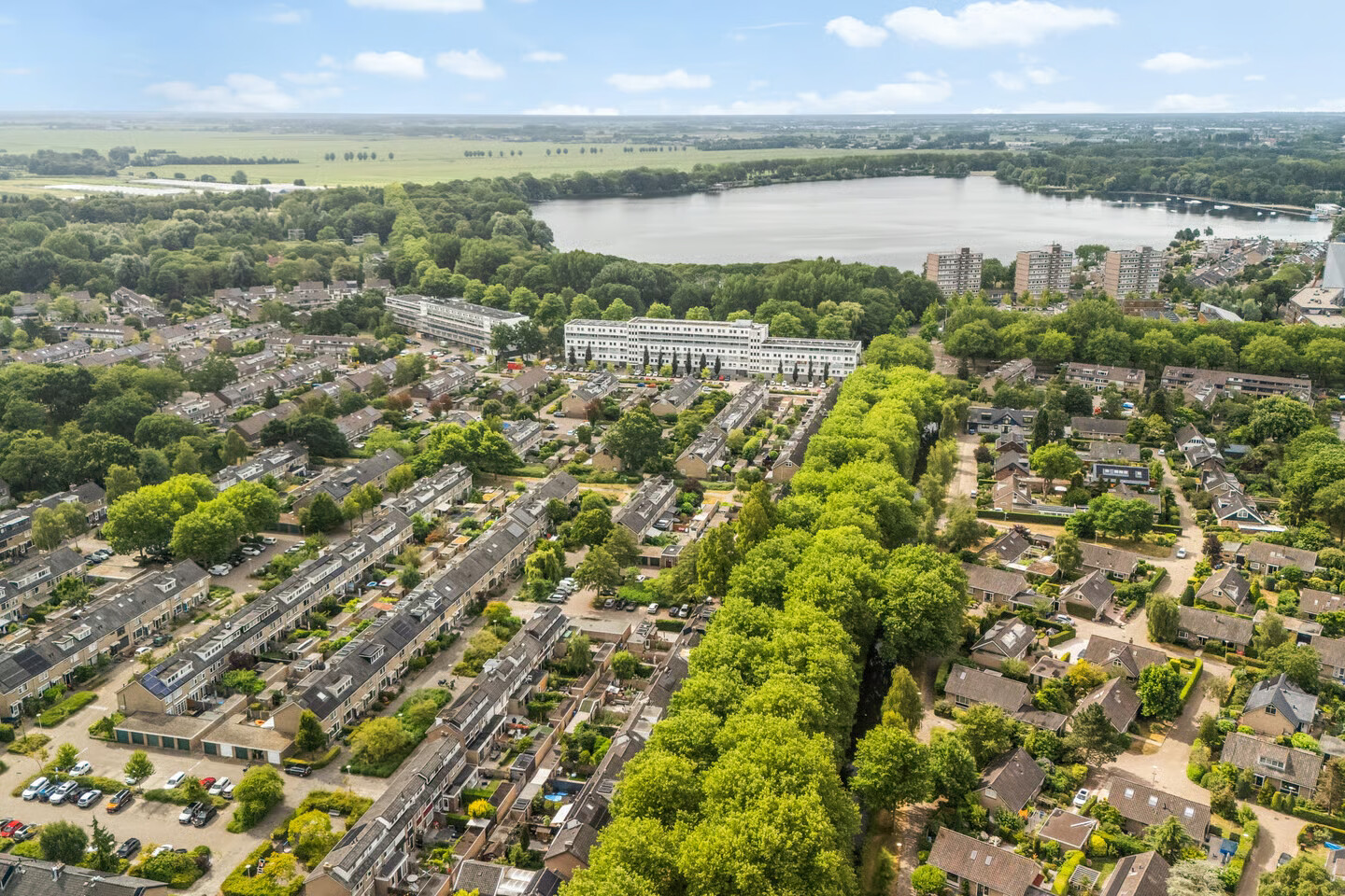 Tussenwoning te koop: Veldbloemweg 41, Alphen Aan Den Rijn