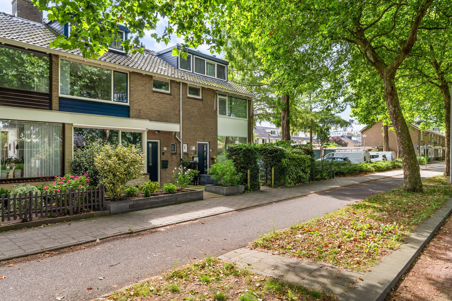 Tussenwoning te koop: Veldbloemweg 41, Alphen Aan Den Rijn