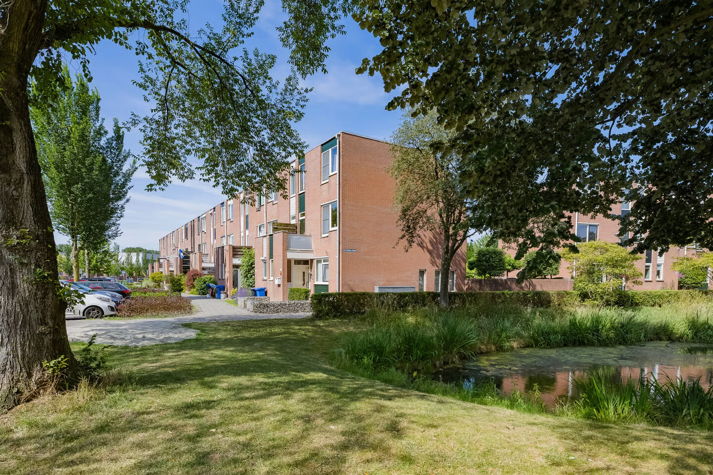 Hoekwoning te koop: Paddestoelweg 61, Alphen Aan Den Rijn