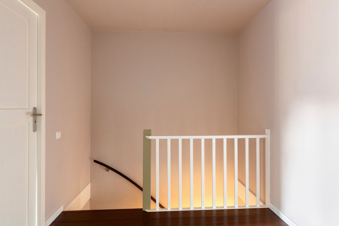 Tussenwoning te koop: Aardster 237, Alphen Aan Den Rijn