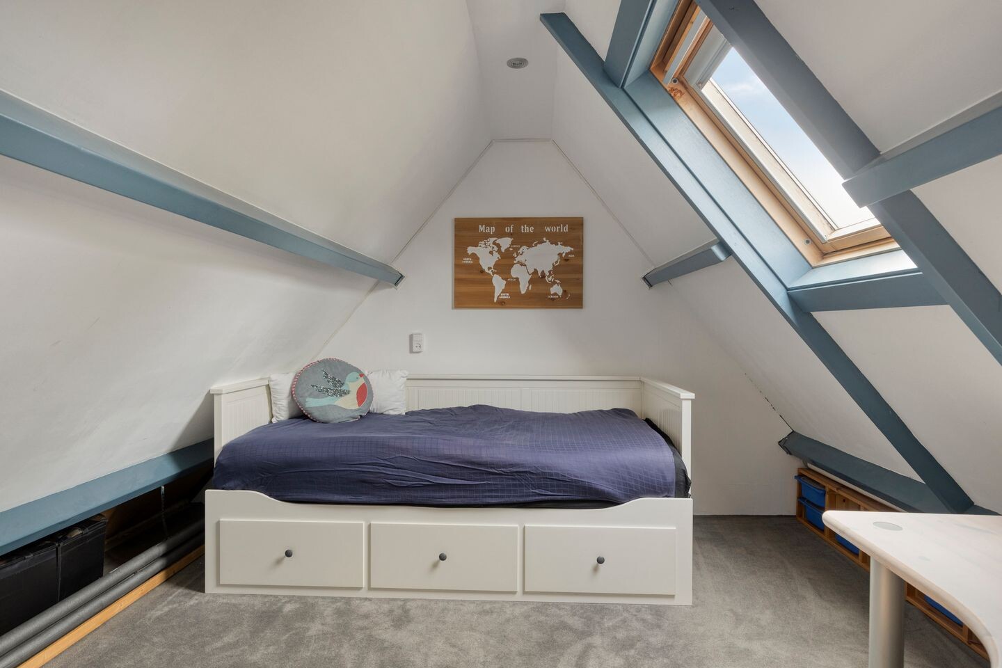 Tussenwoning te koop: Aardster 237, Alphen Aan Den Rijn