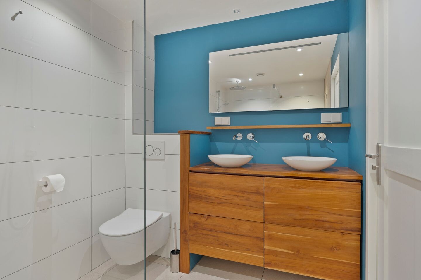 Tussenwoning te koop: Aardster 237, Alphen Aan Den Rijn