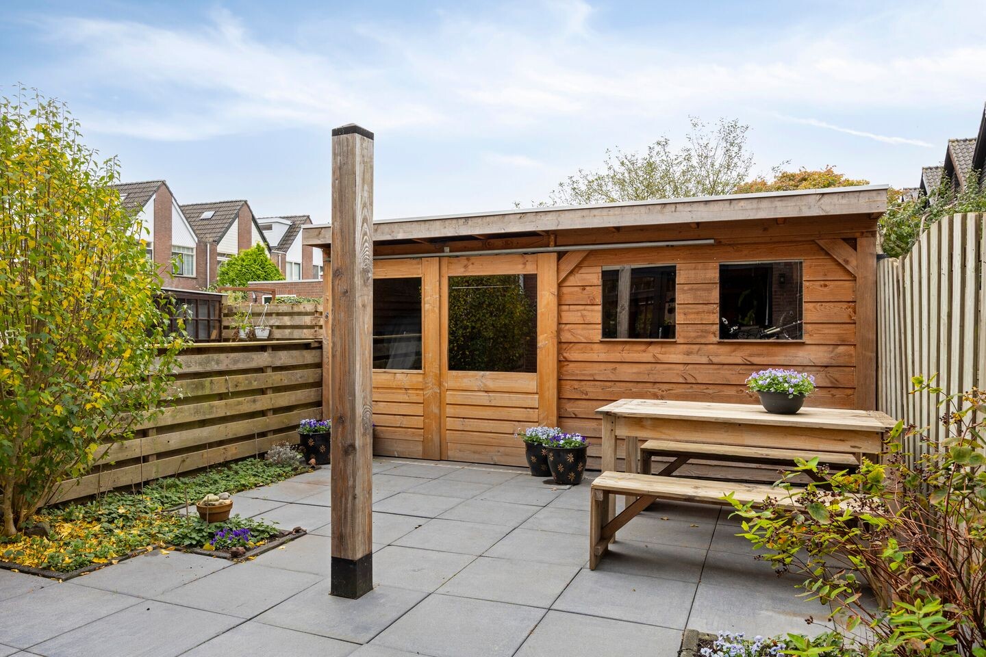 Tussenwoning te koop: Aardster 237, Alphen Aan Den Rijn