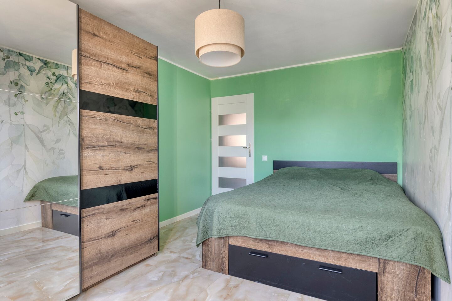 Hoekwoning te koop: Aardster 253, Alphen Aan Den Rijn