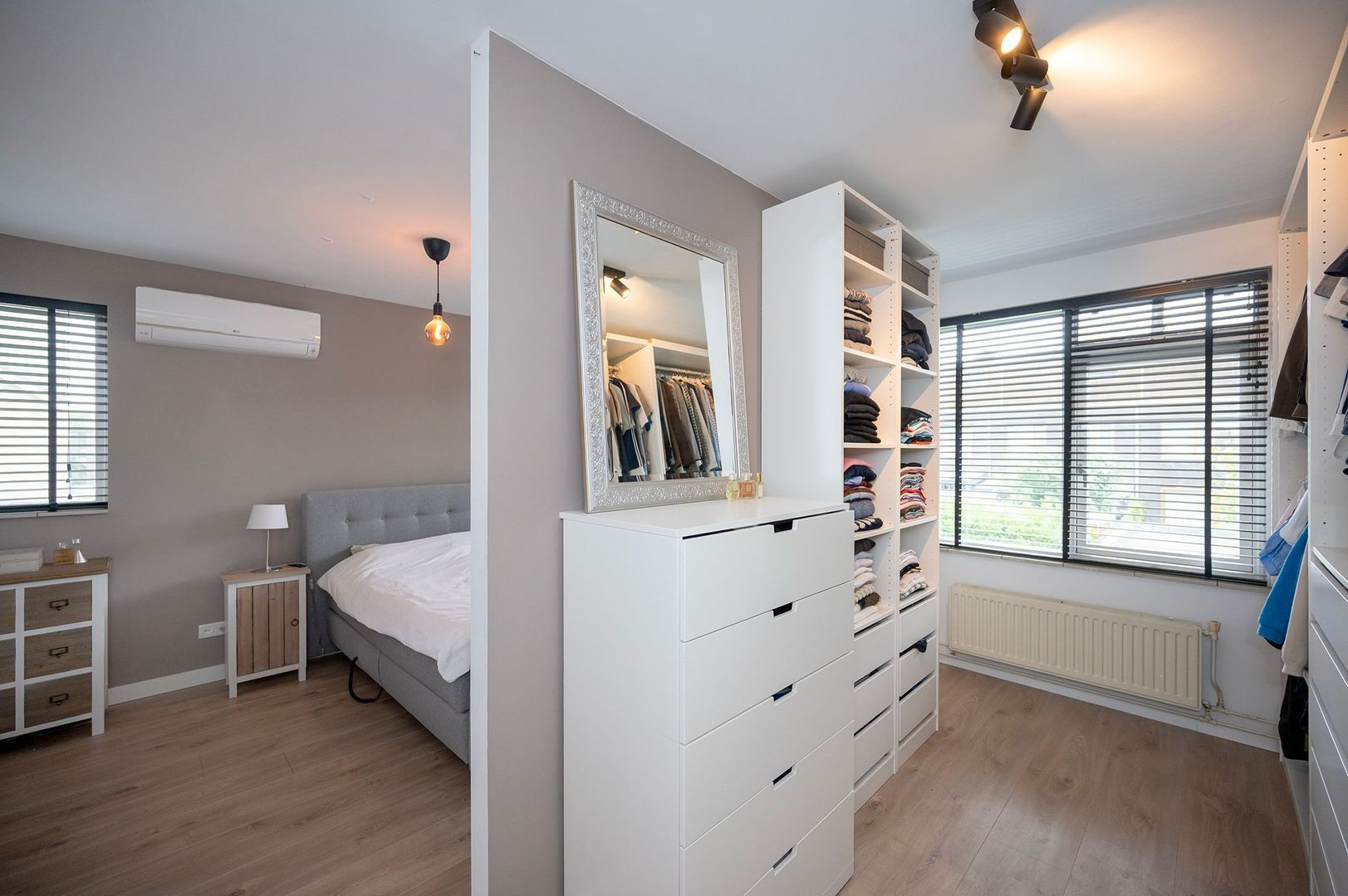 Hoekwoning te koop: Opaalstraat 7, Alphen Aan Den Rijn