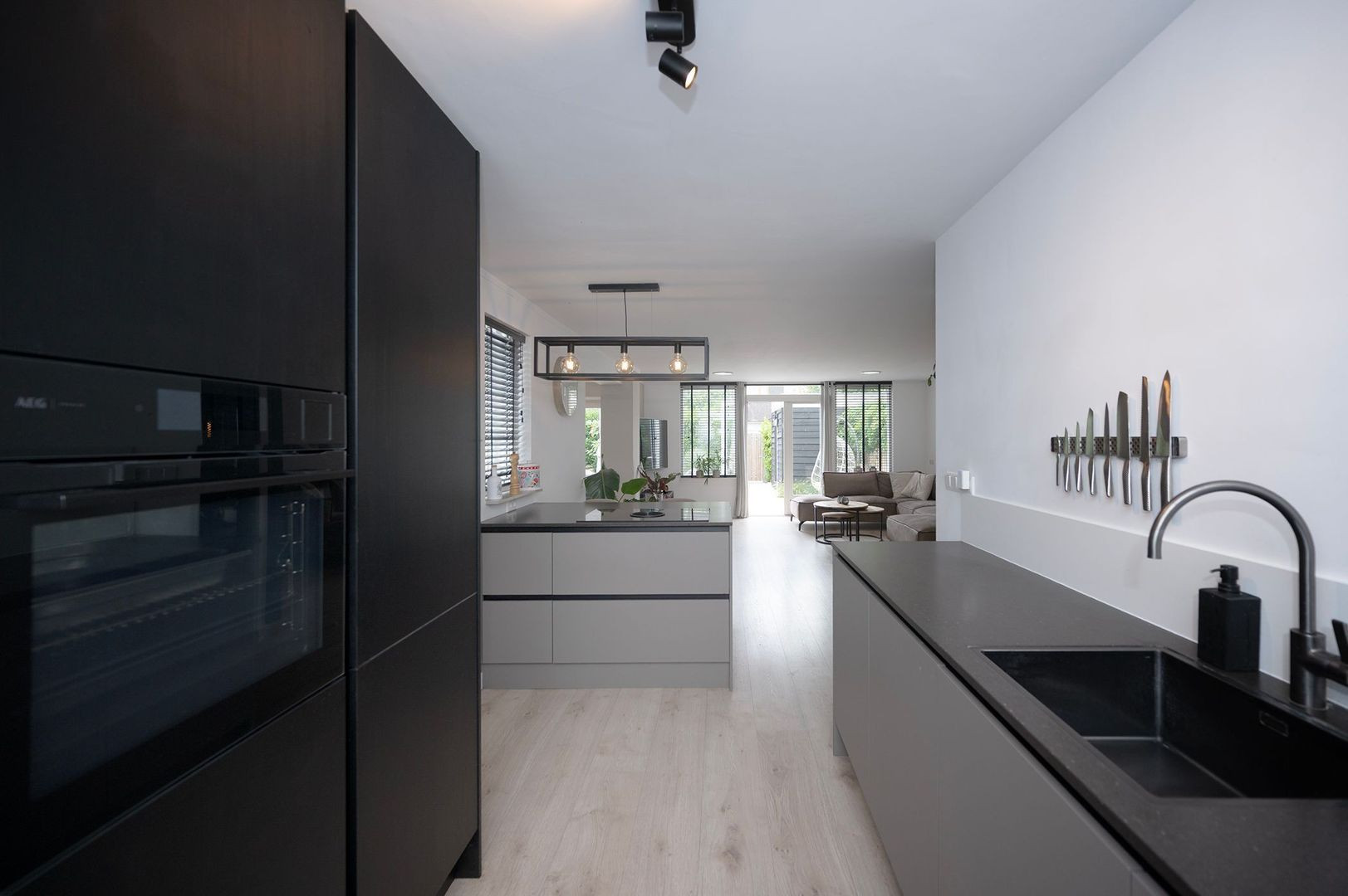 Hoekwoning te koop: Opaalstraat 7, Alphen Aan Den Rijn