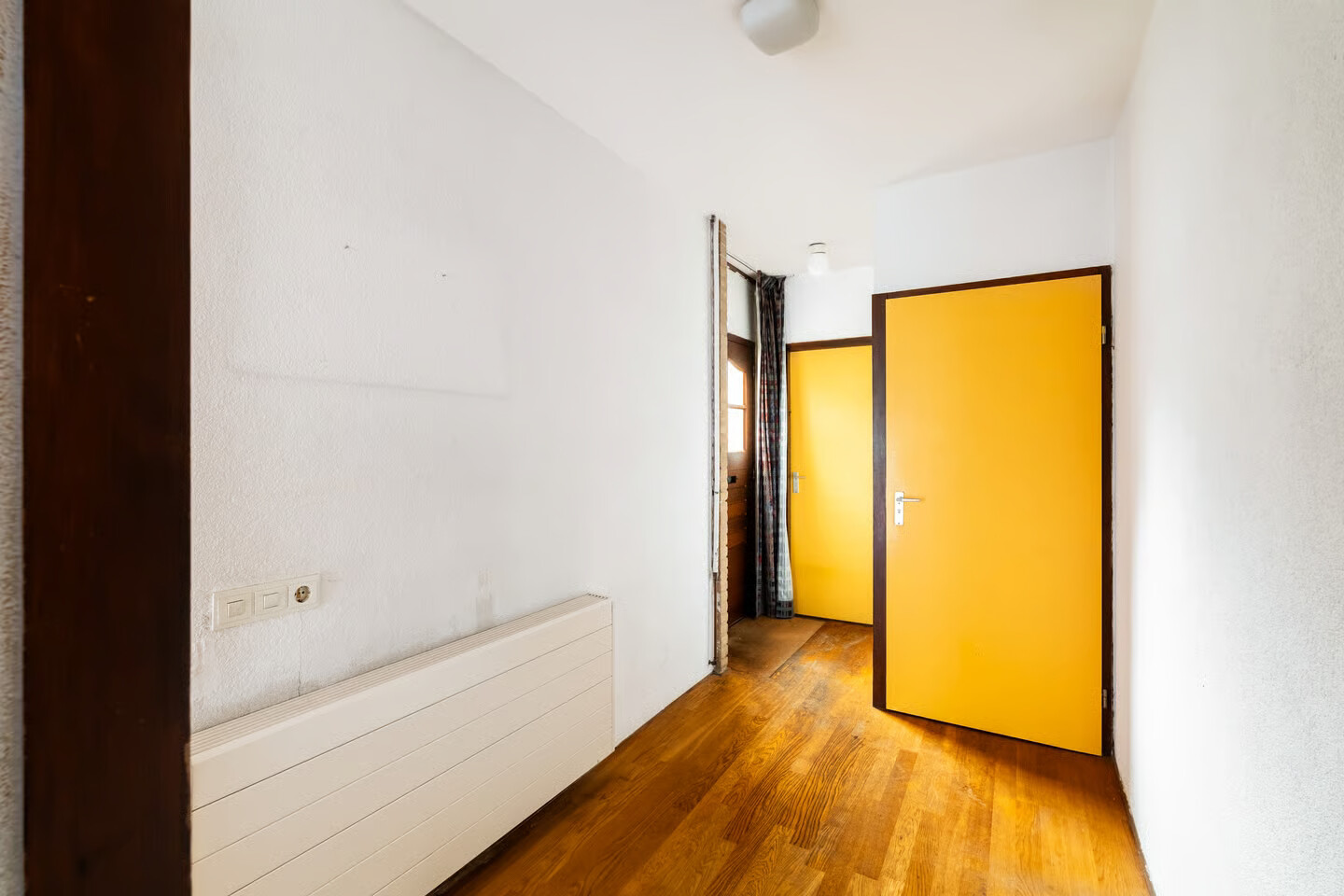 Tussenwoning te koop: Saffierstraat 205, Alphen Aan Den Rijn
