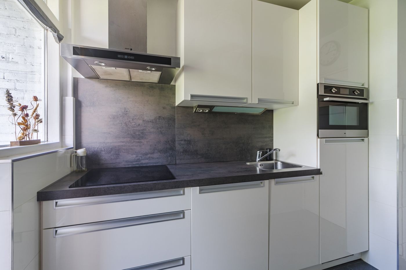 Appartement te koop: Charlotte de Bourbonstraat 42, Alphen Aan Den Rijn