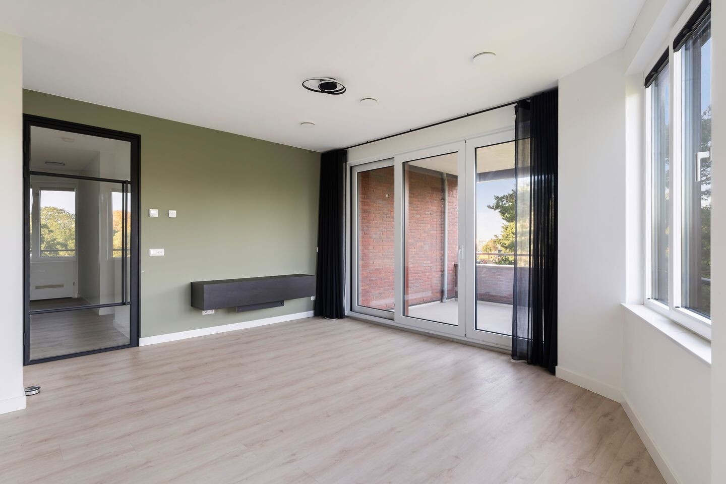 Appartement te koop: Abel Tasmanstraat 102, Alphen Aan Den Rijn
