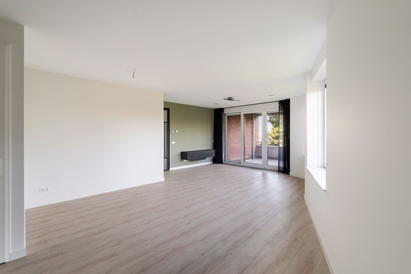 Appartement te koop: Abel Tasmanstraat 102, Alphen Aan Den Rijn