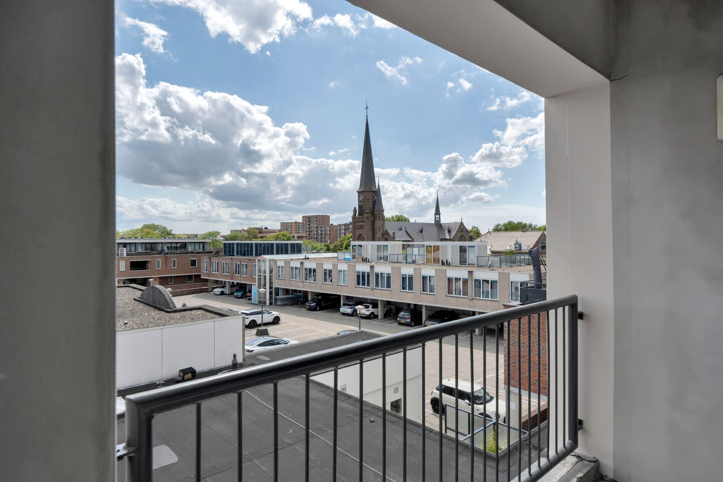 Appartement te koop: Julianastraat 67E, Alphen Aan Den Rijn