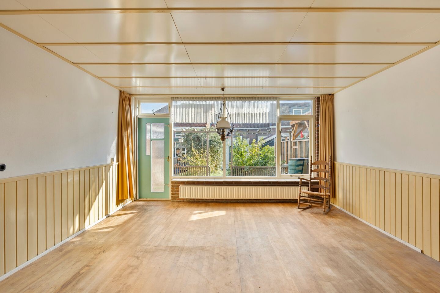 Tussenwoning te koop: De Ruijterstraat 29, Alphen Aan Den Rijn