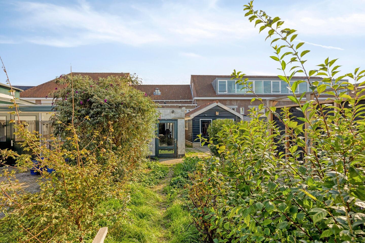 Tussenwoning te koop: De Ruijterstraat 29, Alphen Aan Den Rijn