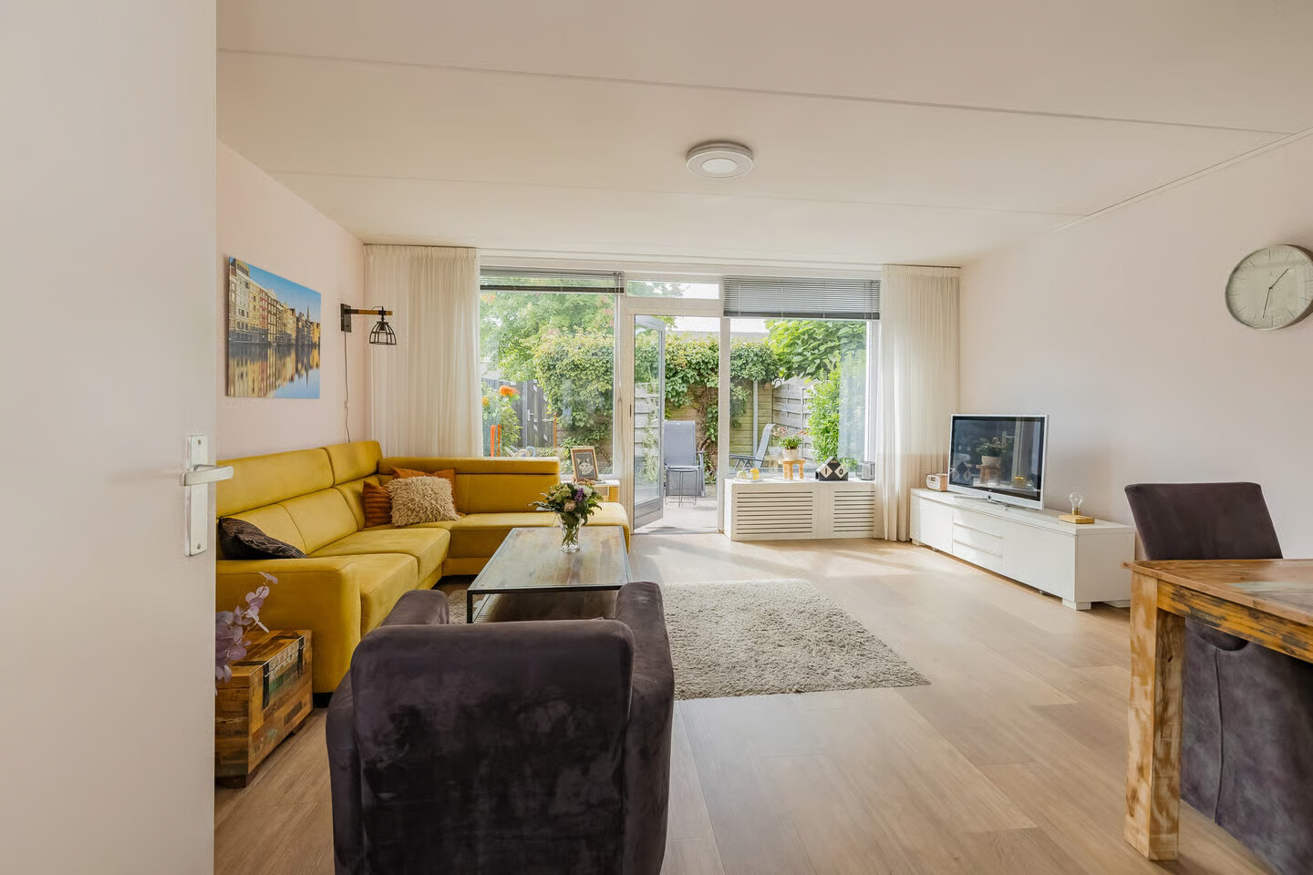 Tussenwoning te koop: Graaf Florisstraat 15, Alphen Aan Den Rijn