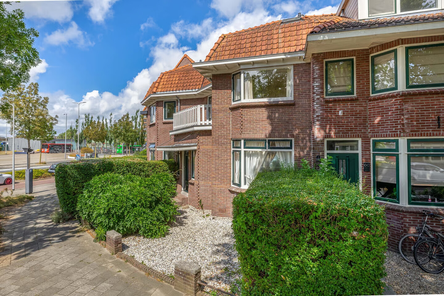 Tussenwoning te koop: Zaalbergstraat 62, Alphen Aan Den Rijn