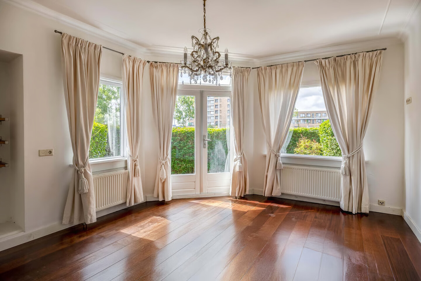 Tussenwoning te koop: Zaalbergstraat 62, Alphen Aan Den Rijn