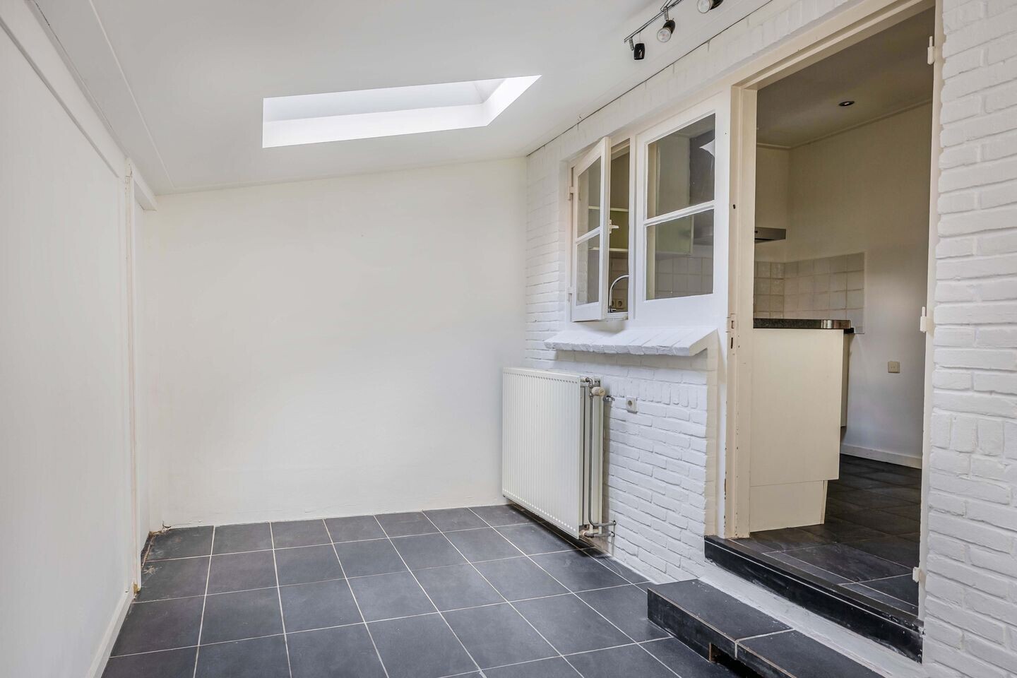Tussenwoning te koop: Zaalbergstraat 62, Alphen Aan Den Rijn