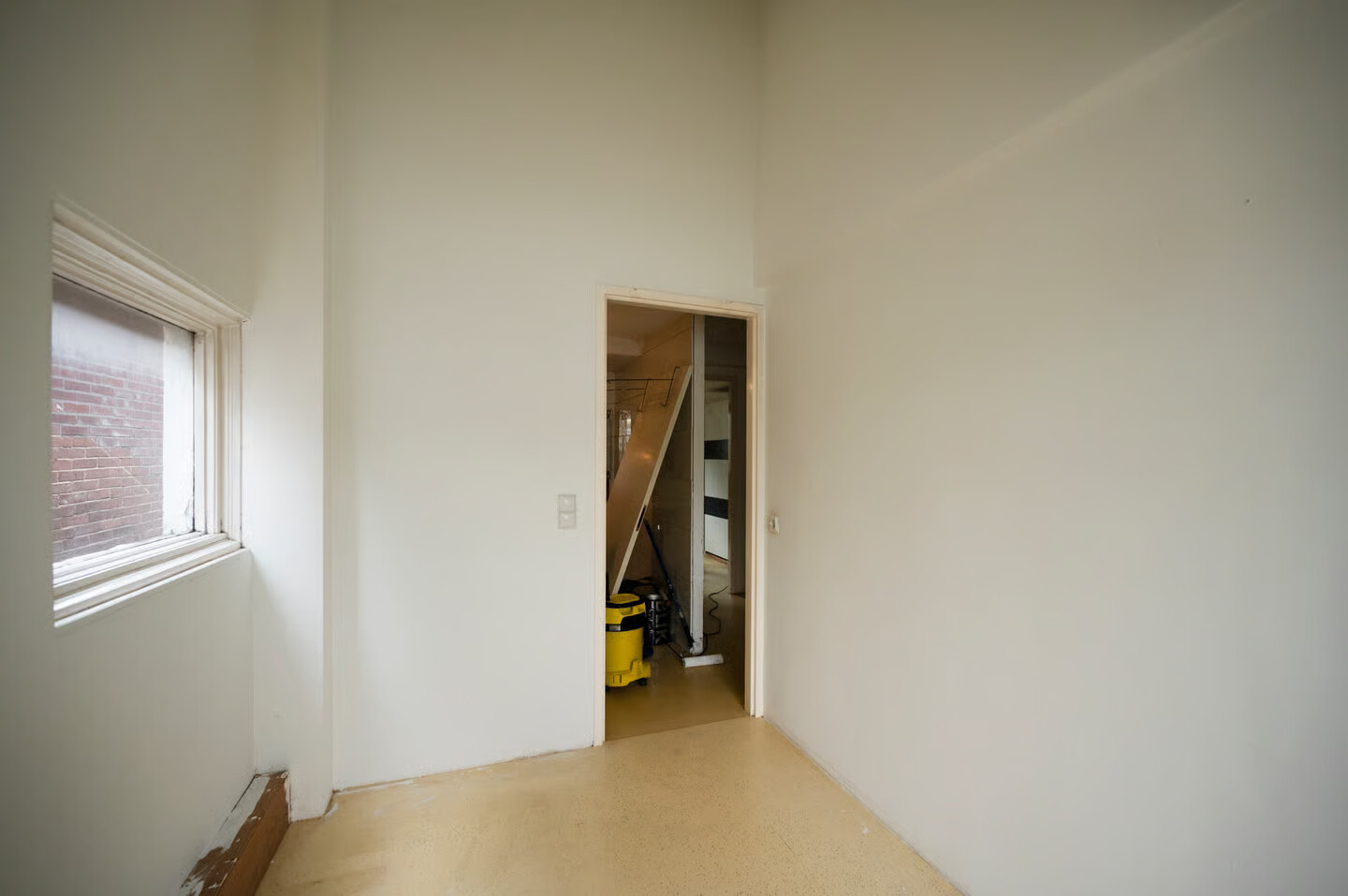 Hoekwoning te koop: Tuinstraat 4, Alphen Aan Den Rijn