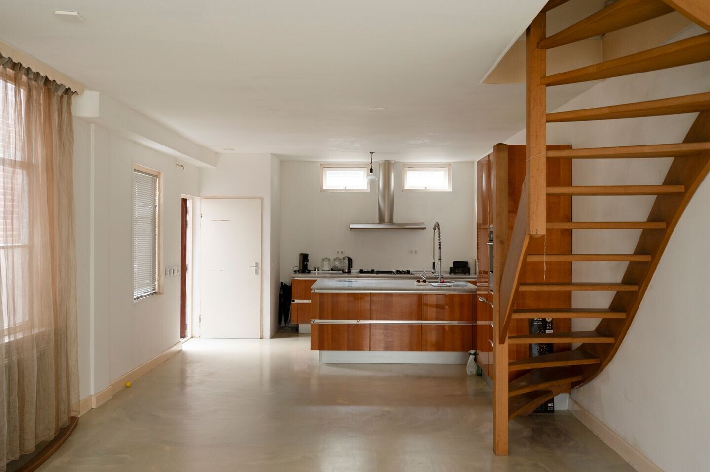 Hoekwoning te koop: Tuinstraat 4, Alphen Aan Den Rijn